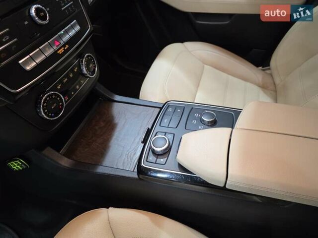 Черный Мерседес ГЛЕ-Класс, объемом двигателя 2.99 л и пробегом 118 тыс. км за 45500 $, фото 36 на Automoto.ua