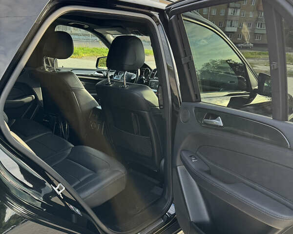 Черный Мерседес ГЛЕ-Класс, объемом двигателя 3 л и пробегом 120 тыс. км за 34900 $, фото 13 на Automoto.ua