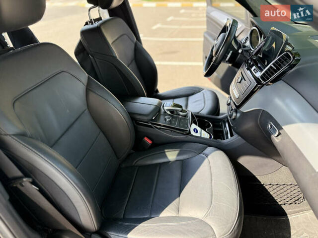 Черный Мерседес ГЛЕ-Класс, объемом двигателя 2.99 л и пробегом 92 тыс. км за 38000 $, фото 13 на Automoto.ua