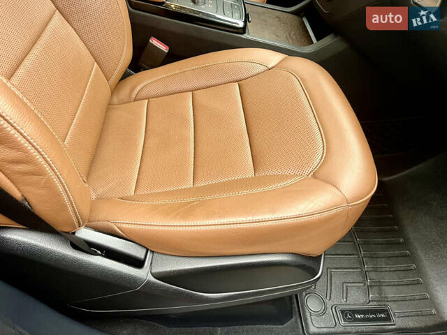 Черный Мерседес ГЛЕ-Класс, объемом двигателя 2.99 л и пробегом 172 тыс. км за 40500 $, фото 42 на Automoto.ua