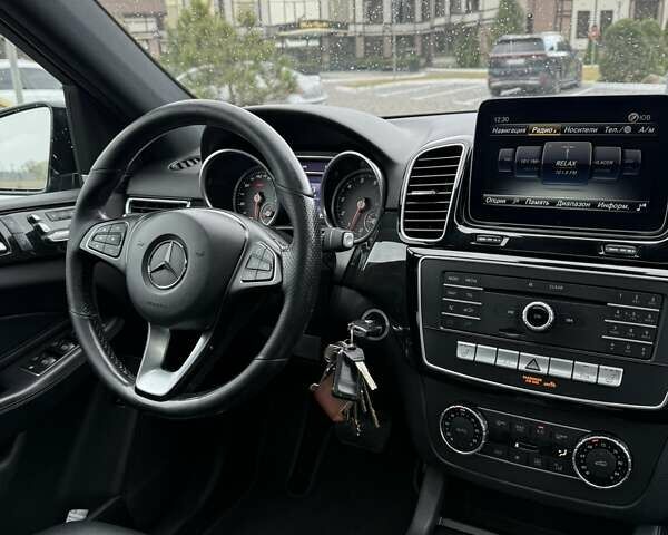 Мерседес ГЛЕ-Класс 2018 в Киеве на Automoto.ua Черный Мерседес ГЛЕ-Класс, объемом двигателя 3.5 л и пробегом 135 тыс. км за 29000 $, фото 14 на Automoto.ua