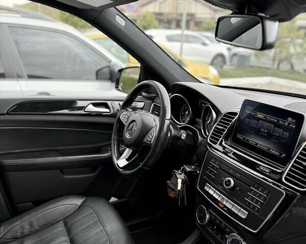 Мерседес ГЛЕ-Класс 2018 в Киеве на Automoto.ua Черный Мерседес ГЛЕ-Класс, объемом двигателя 3.5 л и пробегом 135 тыс. км за 29000 $, фото 13 на Automoto.ua