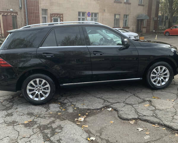 Чорний Мерседес ГЛЕ-Клас, об'ємом двигуна 2.14 л та пробігом 47 тис. км за 40000 $, фото 3 на Automoto.ua