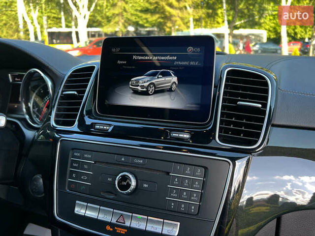 Мерседес ГЛЕ-Класс 2018 в Львове на Automoto.ua Черный Мерседес ГЛЕ-Класс, объемом двигателя 3 л и пробегом 80 тыс. км за 40900 $, фото 13 на Automoto.ua