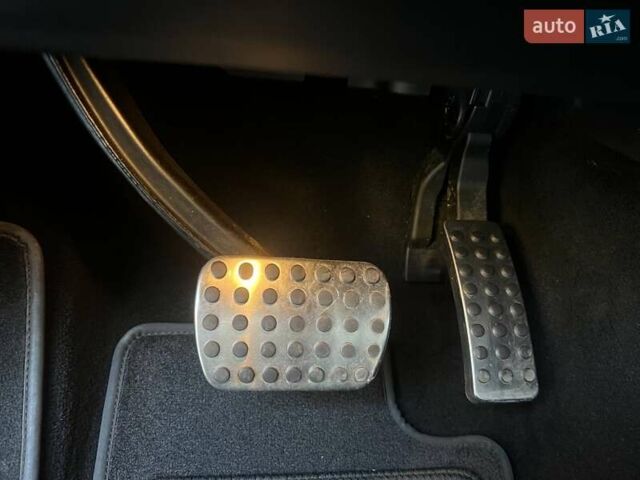 Мерседес ГЛЕ-Класс 2018 в Киеве на Automoto.ua Черный Мерседес ГЛЕ-Класс, объемом двигателя 4.66 л и пробегом 136 тыс. км за 28900 $, фото 24 на Automoto.ua