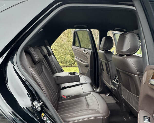 Чорний Мерседес ГЛЕ-Клас, об'ємом двигуна 2.14 л та пробігом 250 тис. км за 27555 $, фото 68 на Automoto.ua