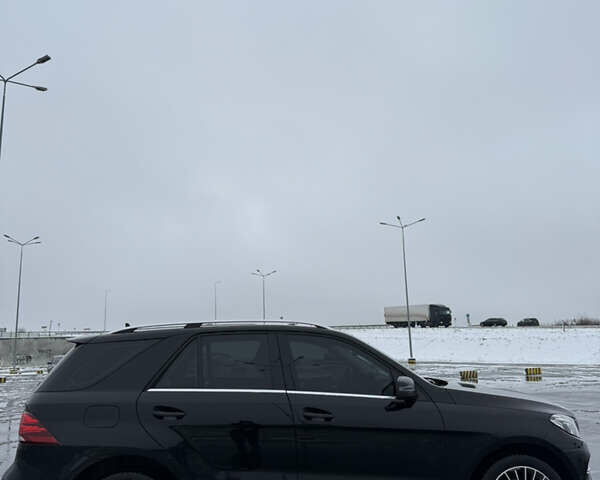 Черный Мерседес ГЛЕ-Класс, объемом двигателя 2.99 л и пробегом 234 тыс. км за 34999 $, фото 5 на Automoto.ua