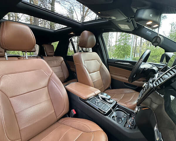 Мерседес ГЛЕ-Класс 2018 в Ирпене на Automoto.ua Черный Мерседес ГЛЕ-Класс, объемом двигателя 3 л и пробегом 85 тыс. км за 36900 $, фото 7 на Automoto.ua