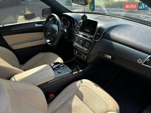 Черный Мерседес ГЛЕ-Класс, объемом двигателя 3.5 л и пробегом 48 тыс. км за 35000 $, фото 2 на Automoto.ua