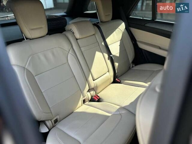 Черный Мерседес ГЛЕ-Класс, объемом двигателя 3.5 л и пробегом 48 тыс. км за 35000 $, фото 9 на Automoto.ua