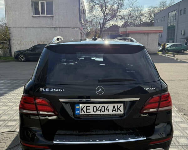 Черный Мерседес ГЛЕ-Класс, объемом двигателя 2.14 л и пробегом 156 тыс. км за 40500 $, фото 5 на Automoto.ua