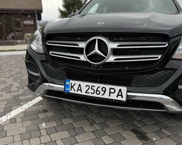 Мерседес ГЛЕ-Класс 2018 в Киеве на Automoto.ua Черный Мерседес ГЛЕ-Класс, объемом двигателя 3.5 л и пробегом 135 тыс. км за 29000 $, фото 12 на Automoto.ua