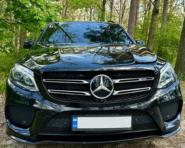 Мерседес ГЛЕ-Класс 2018 в Ирпене на Automoto.ua Черный Мерседес ГЛЕ-Класс, объемом двигателя 3 л и пробегом 85 тыс. км за 36900 $, фото 2 на Automoto.ua
