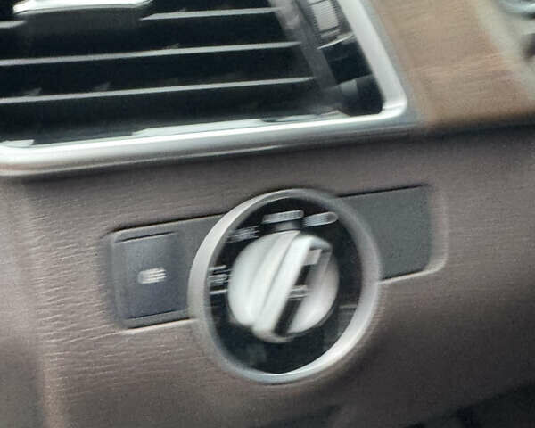 Чорний Мерседес ГЛЕ-Клас, об'ємом двигуна 2.14 л та пробігом 250 тис. км за 27555 $, фото 65 на Automoto.ua