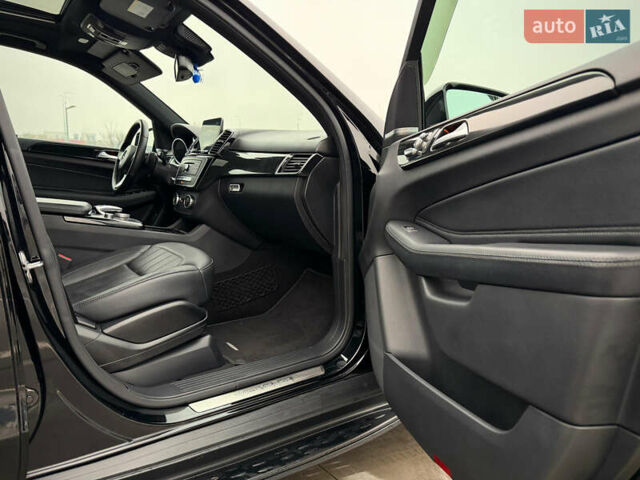 Черный Мерседес ГЛЕ-Класс, объемом двигателя 3.5 л и пробегом 149 тыс. км за 25800 $, фото 84 на Automoto.ua