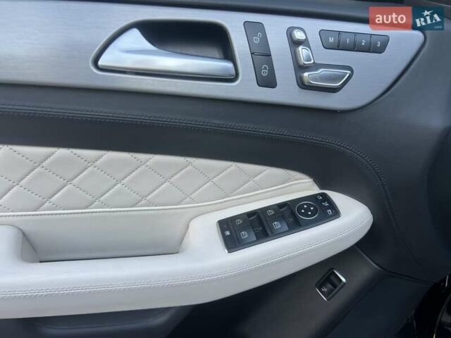 Мерседес ГЛЕ-Класс 2018 в Киеве на Automoto.ua Черный Мерседес ГЛЕ-Класс, объемом двигателя 4.66 л и пробегом 136 тыс. км за 28900 $, фото 23 на Automoto.ua