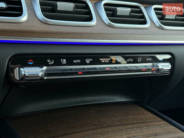 Черный Мерседес ГЛЕ-Класс, объемом двигателя 1.95 л и пробегом 138 тыс. км за 48900 $, фото 15 на Automoto.ua