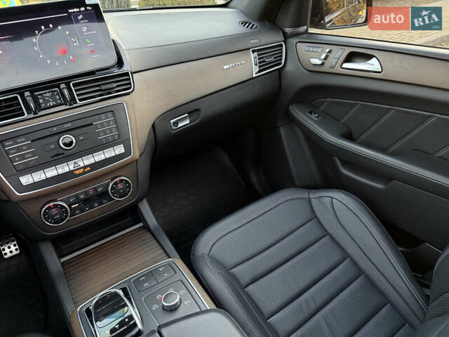 Мерседес ГЛЕ-Класс 2019 в Днепре (Днепропетровске) на Automoto.ua Черный Мерседес ГЛЕ-Класс, объемом двигателя 3 л и пробегом 59 тыс. км за 48600 $, фото 26 на Automoto.ua