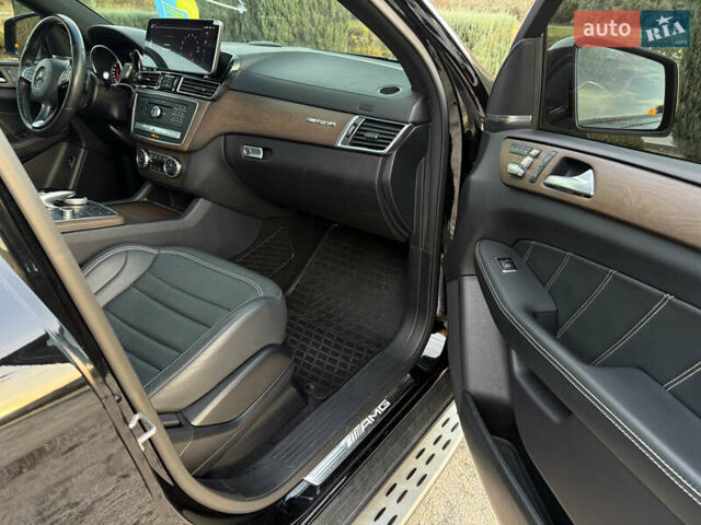 Мерседес ГЛЕ-Класс 2019 в Днепре (Днепропетровске) на Automoto.ua Черный Мерседес ГЛЕ-Класс, объемом двигателя 3 л и пробегом 59 тыс. км за 48600 $, фото 35 на Automoto.ua
