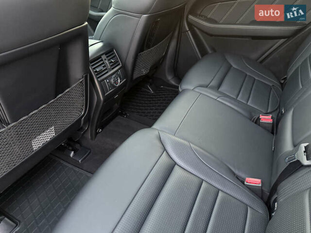 Мерседес ГЛЕ-Класс 2019 в Днепре (Днепропетровске) на Automoto.ua Черный Мерседес ГЛЕ-Класс, объемом двигателя 3 л и пробегом 59 тыс. км за 48600 $, фото 30 на Automoto.ua