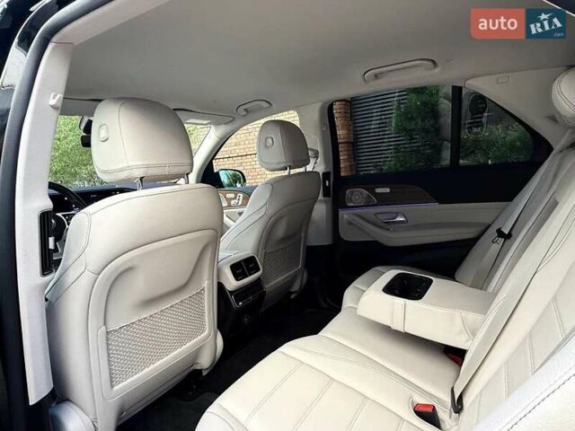 Мерседес ГЛЕ-Класс 2019 в Одессе на Automoto.ua Черный Мерседес ГЛЕ-Класс, объемом двигателя 1.99 л и пробегом 90 тыс. км за 50000 $, фото 15 на Automoto.ua