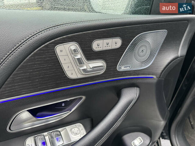 Черный Мерседес ГЛЕ-Класс, объемом двигателя 3.98 л и пробегом 119 тыс. км за 55500 $, фото 6 на Automoto.ua