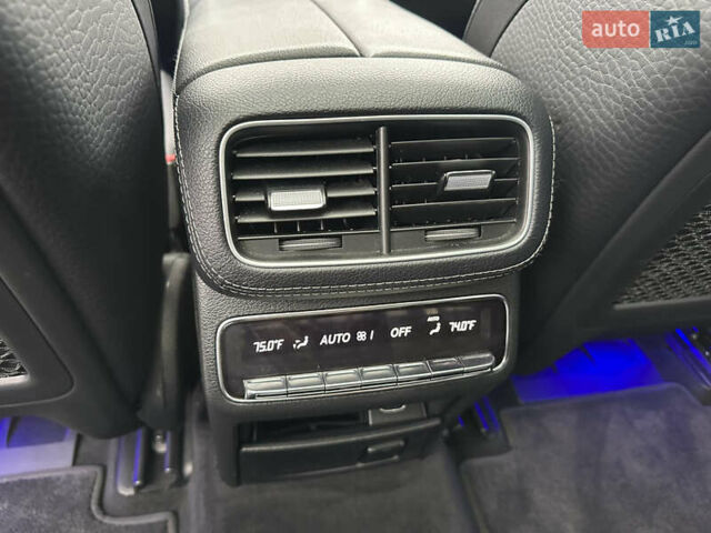 Черный Мерседес ГЛЕ-Класс, объемом двигателя 3.98 л и пробегом 119 тыс. км за 55500 $, фото 22 на Automoto.ua