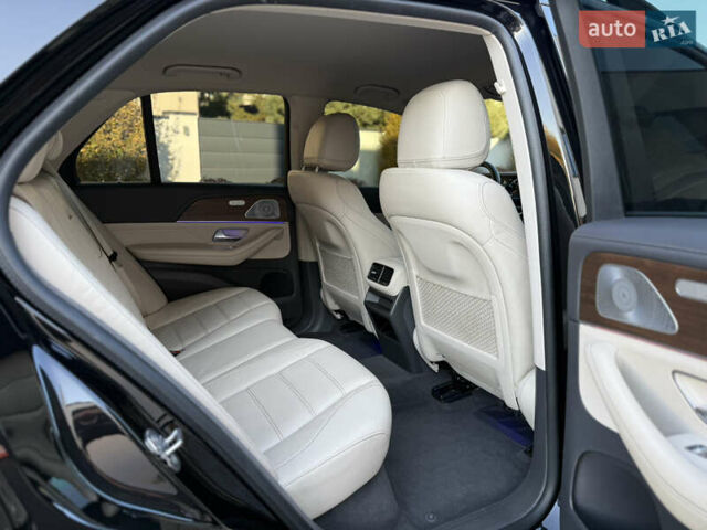 Черный Мерседес ГЛЕ-Класс, объемом двигателя 3 л и пробегом 125 тыс. км за 56900 $, фото 61 на Automoto.ua