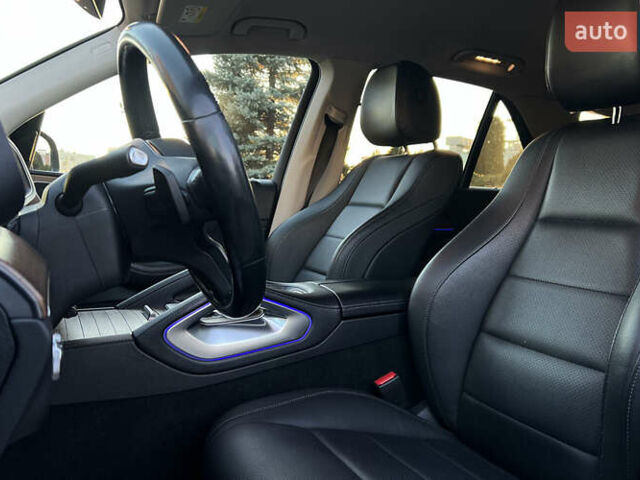 Черный Мерседес ГЛЕ-Класс, объемом двигателя 1.95 л и пробегом 138 тыс. км за 48900 $, фото 18 на Automoto.ua