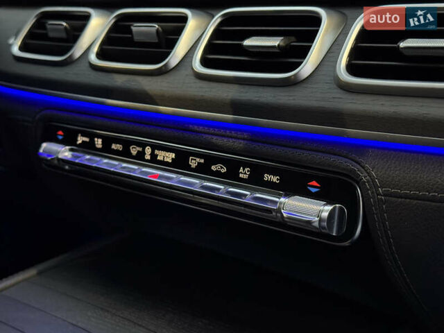 Черный Мерседес ГЛЕ-Класс, объемом двигателя 3 л и пробегом 83 тыс. км за 63500 $, фото 47 на Automoto.ua