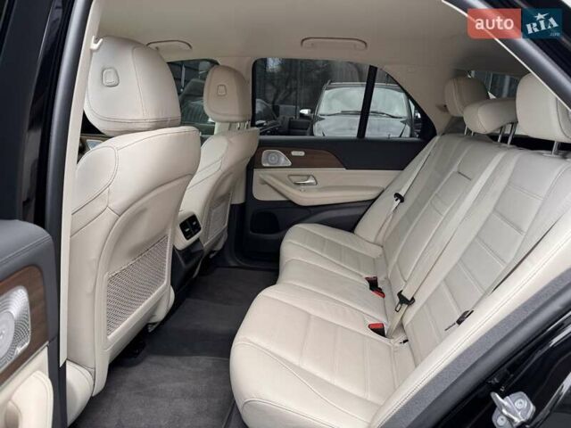 Мерседес ГЛЕ-Клас 2020 у Одесі на Automoto.ua Чорний Мерседес ГЛЕ-Клас, об'ємом двигуна 2.93 л та пробігом 32 тис. км за 73800 $, фото 11 на Automoto.ua