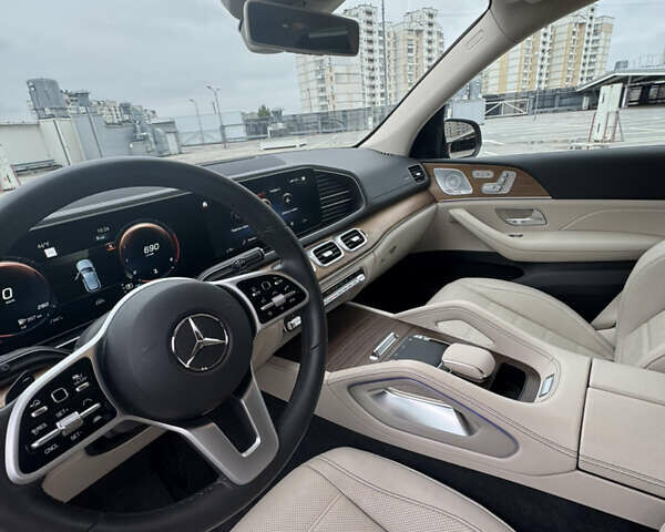 Мерседес ГЛЕ-Класс 2020 в Киеве на Automoto.ua Черный Мерседес ГЛЕ-Класс, объемом двигателя 2 л и пробегом 112 тыс. км за 46000 $, фото 11 на Automoto.ua