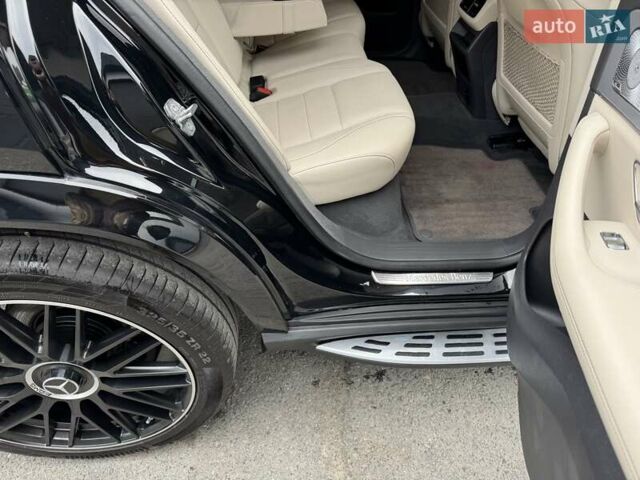 Черный Мерседес ГЛЕ-Класс, объемом двигателя 2 л и пробегом 119 тыс. км за 48900 $, фото 95 на Automoto.ua