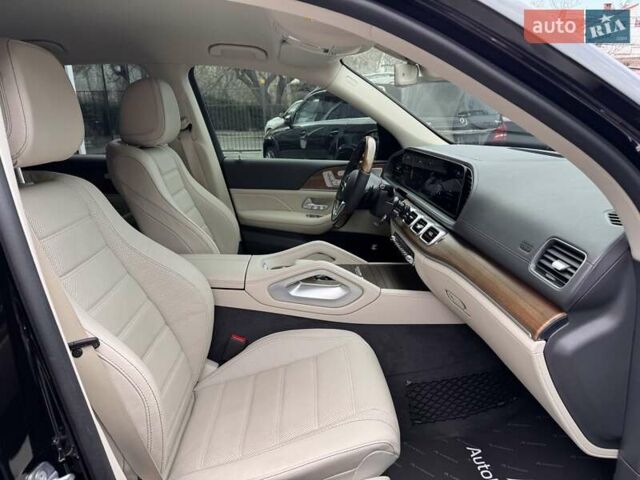 Мерседес ГЛЕ-Клас 2020 у Одесі на Automoto.ua Чорний Мерседес ГЛЕ-Клас, об'ємом двигуна 2.93 л та пробігом 32 тис. км за 73800 $, фото 14 на Automoto.ua