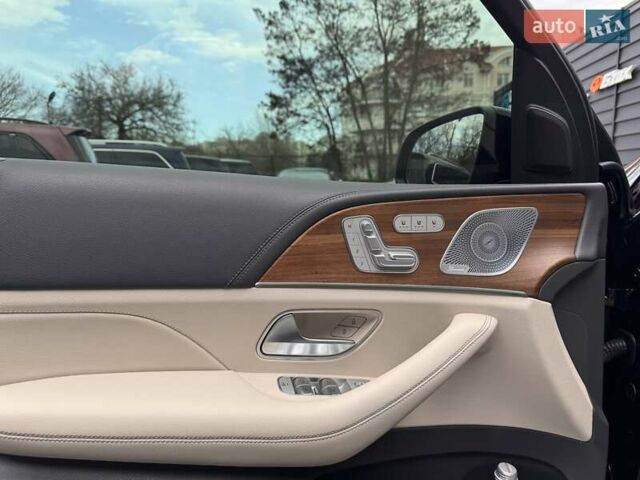 Мерседес ГЛЕ-Клас 2020 у Одесі на Automoto.ua Чорний Мерседес ГЛЕ-Клас, об'ємом двигуна 2.93 л та пробігом 32 тис. км за 73800 $, фото 10 на Automoto.ua