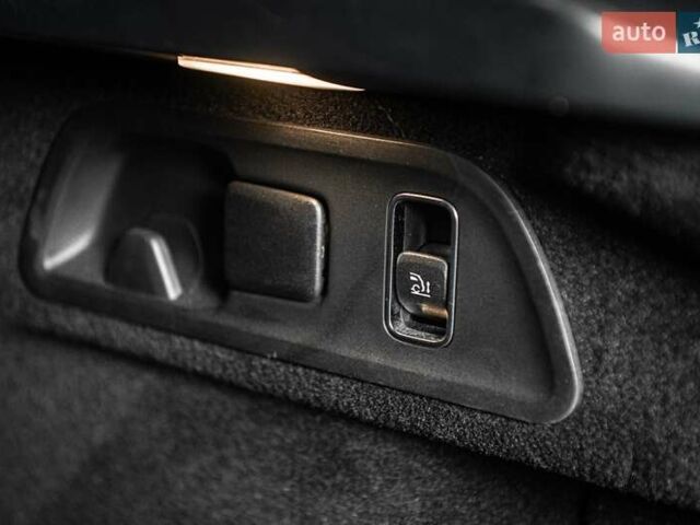 Мерседес ГЛЕ-Класс 2020 в Одессе на Automoto.ua Черный Мерседес ГЛЕ-Класс, объемом двигателя 2.93 л и пробегом 92 тыс. км за 72900 $, фото 33 на Automoto.ua