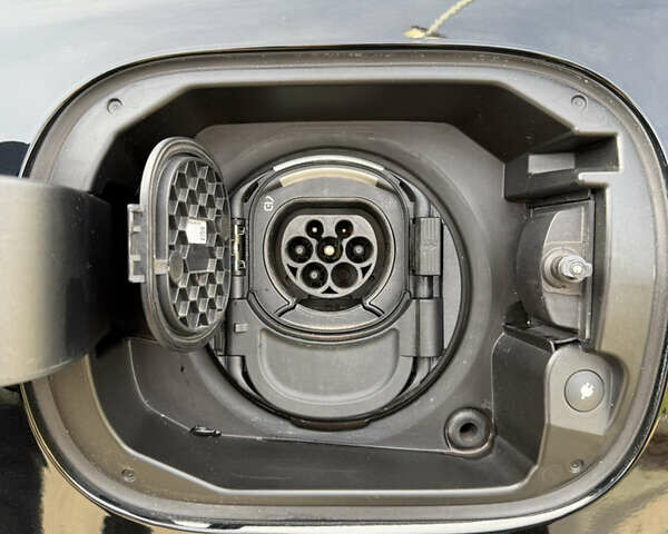 Черный Мерседес ГЛЕ-Класс, объемом двигателя 1.95 л и пробегом 76 тыс. км за 69500 $, фото 9 на Automoto.ua