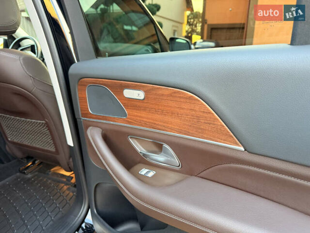 Черный Мерседес ГЛЕ-Класс, объемом двигателя 2.93 л и пробегом 94 тыс. км за 67000 $, фото 53 на Automoto.ua