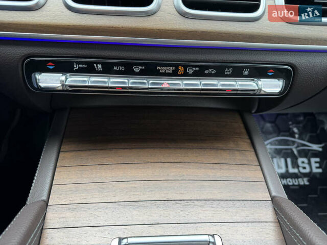 Черный Мерседес ГЛЕ-Класс, объемом двигателя 1.95 л и пробегом 65 тыс. км за 77700 $, фото 33 на Automoto.ua