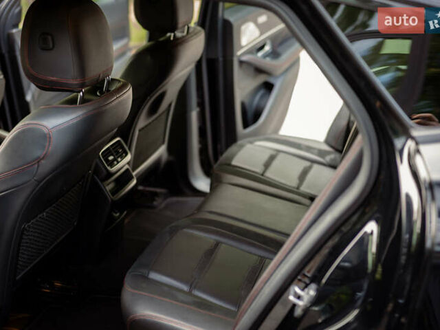 Черный Мерседес ГЛЕ-Класс, объемом двигателя 3 л и пробегом 103 тыс. км за 88000 $, фото 10 на Automoto.ua