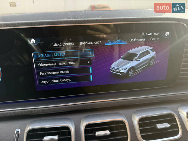 Черный Мерседес ГЛЕ-Класс, объемом двигателя 1.95 л и пробегом 60 тыс. км за 65000 $, фото 63 на Automoto.ua