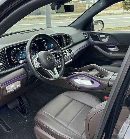 Мерседес ГЛЕ-Клас 2021 у Софіївська Борщагівка на Automoto.ua Чорний Мерседес ГЛЕ-Клас, об'ємом двигуна 1.95 л та пробігом 60 тис. км за 63000 $, фото 9 на Automoto.ua