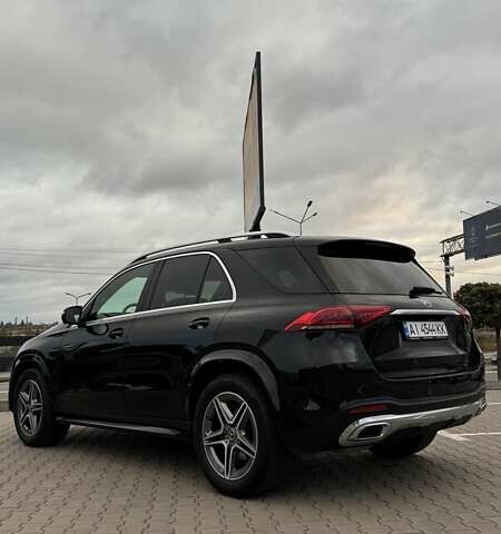 Мерседес ГЛЕ-Клас 2021 у Софіївська Борщагівка на Automoto.ua Чорний Мерседес ГЛЕ-Клас, об'ємом двигуна 1.95 л та пробігом 60 тис. км за 63000 $, фото 4 на Automoto.ua