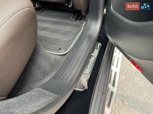 Черный Мерседес ГЛЕ-Класс, объемом двигателя 2 л и пробегом 182 тыс. км за 56000 $, фото 45 на Automoto.ua