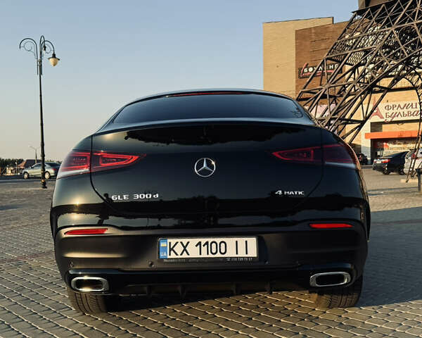Чорний Мерседес ГЛЕ-Клас, об'ємом двигуна 1.95 л та пробігом 67 тис. км за 71999 $, фото 3 на Automoto.ua