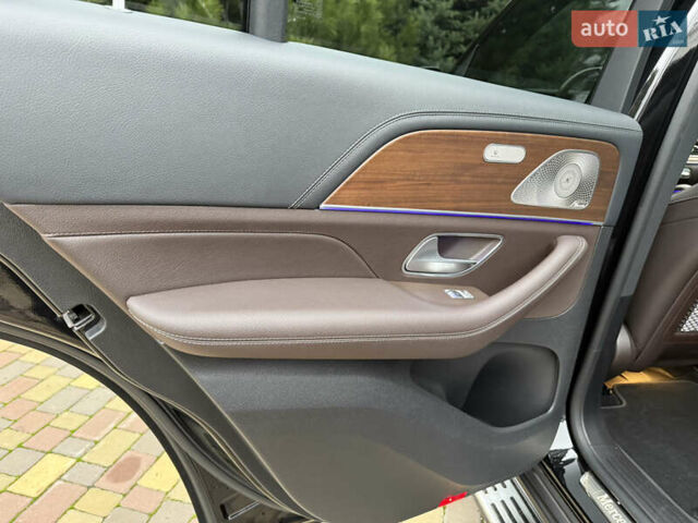 Черный Мерседес ГЛЕ-Класс, объемом двигателя 1.99 л и пробегом 32 тыс. км за 78999 $, фото 34 на Automoto.ua