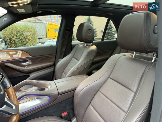 Черный Мерседес ГЛЕ-Класс, объемом двигателя 1.99 л и пробегом 32 тыс. км за 78999 $, фото 30 на Automoto.ua