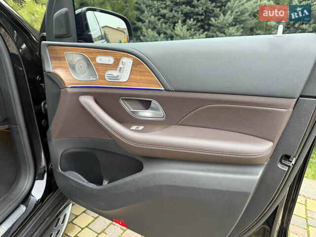 Черный Мерседес ГЛЕ-Класс, объемом двигателя 1.99 л и пробегом 32 тыс. км за 78999 $, фото 48 на Automoto.ua