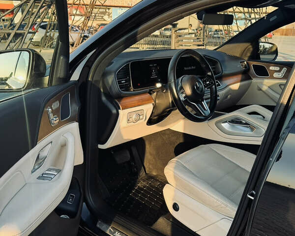 Чорний Мерседес ГЛЕ-Клас, об'ємом двигуна 1.95 л та пробігом 67 тис. км за 71999 $, фото 11 на Automoto.ua