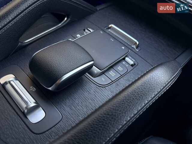 Мерседес ГЛЕ-Класс 2022 в Киеве на Automoto.ua Черный Мерседес ГЛЕ-Класс, объемом двигателя 2.93 л и пробегом 78 тыс. км за 80000 $, фото 12 на Automoto.ua